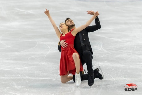 Ice Gallery Skates U.S.